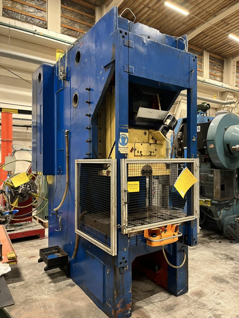 Begagnad Excenterpress Smeral LEK-250 OB07338