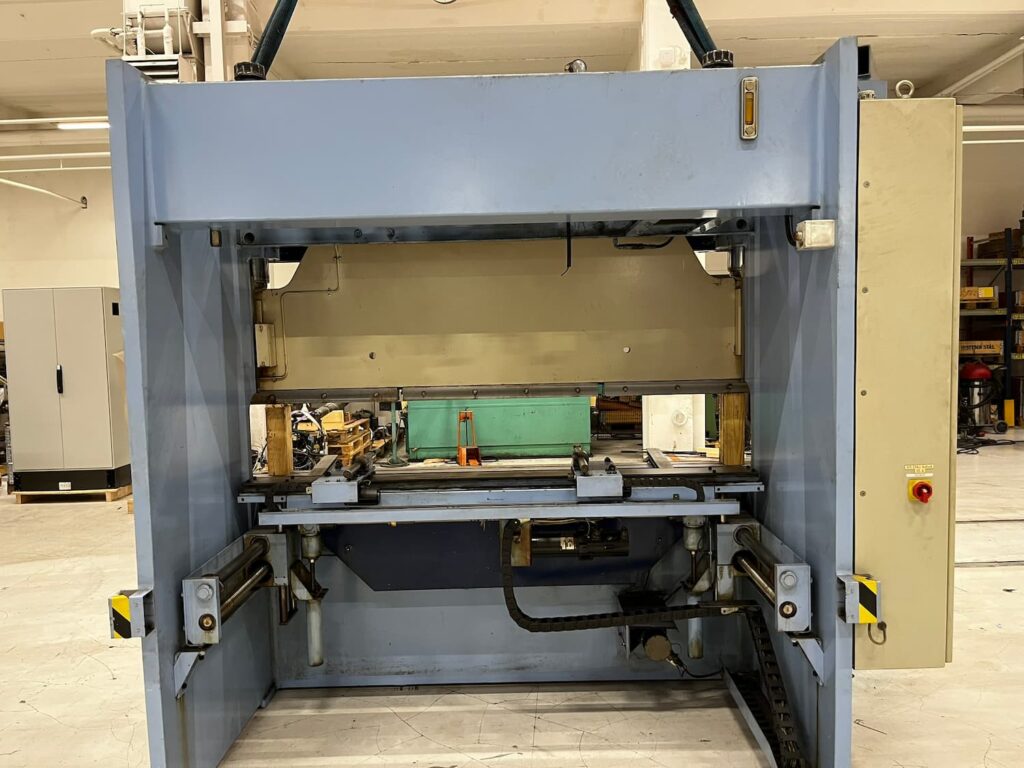 Begagnad kantpress EKP Optima 100ton
