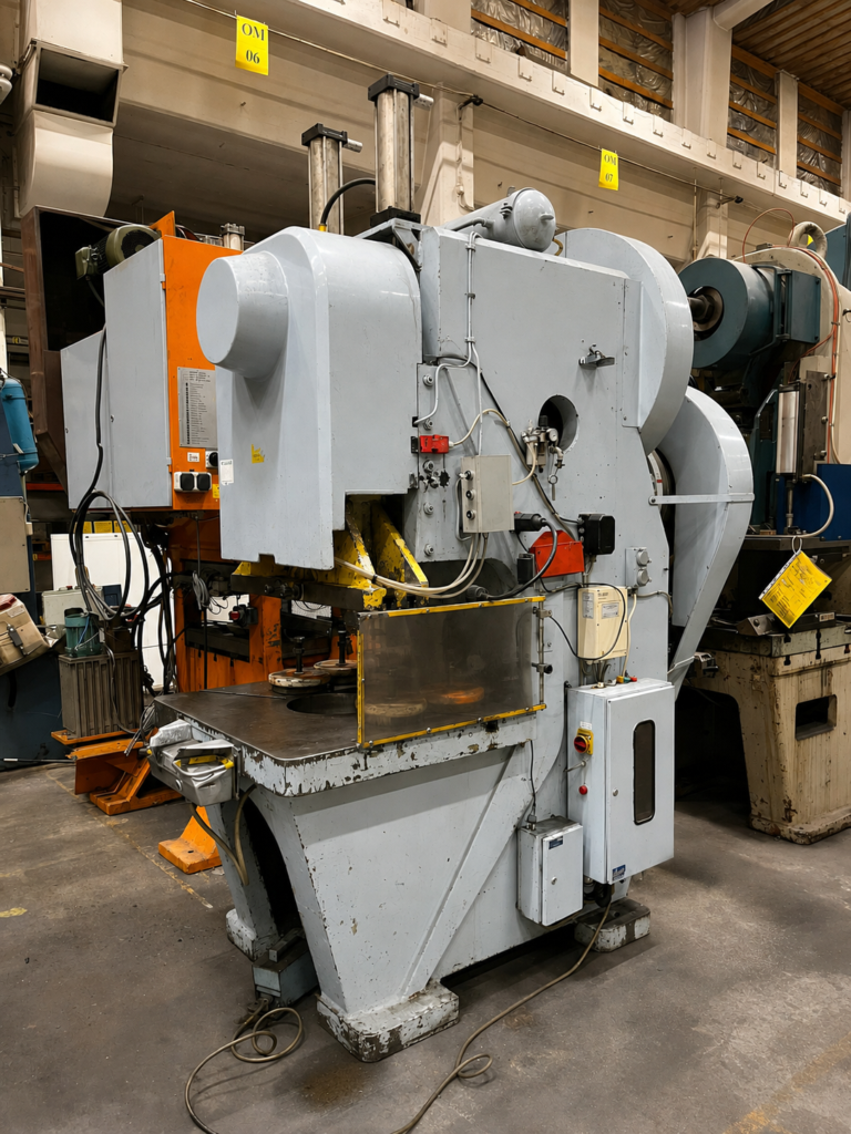 Begagnad Aros excenterpress RAL-100