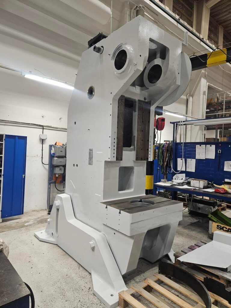 Renovering excenterpress Lobas
